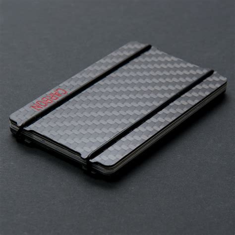 arrow wallet carbon fiber.